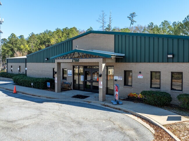 Boxwood Child Development Center is located at 1700 Boxwood Pl Columbus, GA 31906.