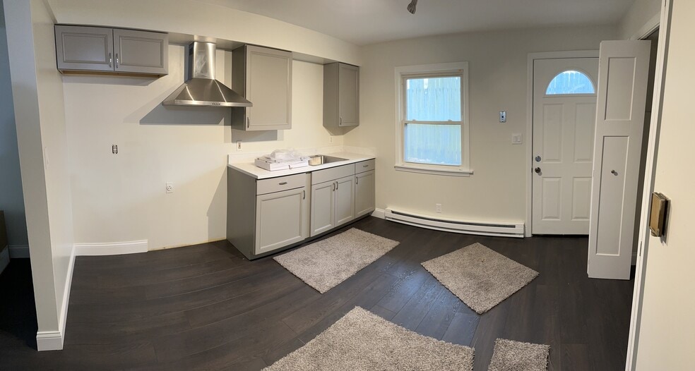 818 S Jefferson St unit 824, Lockport, IL 60441 - photo 1