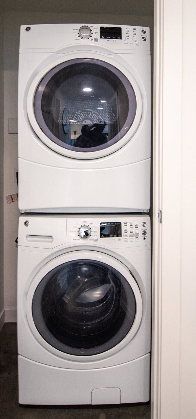 409 E 400 S, Salt Lake City, UT 84111