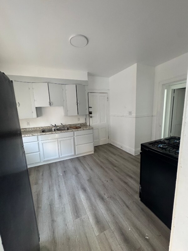 12202 Benham Ave unit Lower, Cleveland, OH 44105 - photo 3