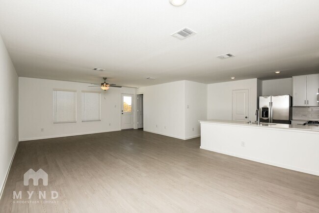 2709 Ctr Crk Ln, Fort Worth, TX 76108 - photo 7