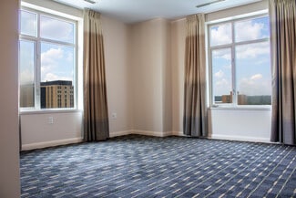 15 1st St SE, Rochester, MN 55904