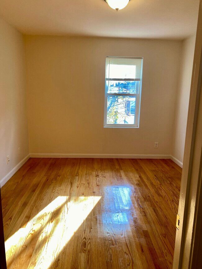 123 Thorndike St unit 123 Thorndike Street, Cambridge, MA 02141 - photo 5