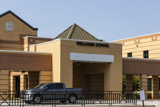 Entrance to Williams Middle School in Huntsville Alabama.