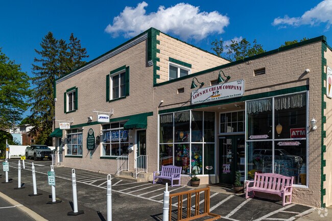 Atco Avenue hosts local dining and shops near White Horse Pike.