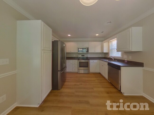 3855 Range Crest Ct, High Point, NC 27265 - photo 6