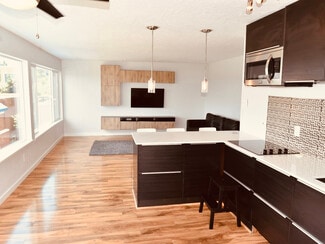 3515 SW Barbur Blvd Unit O-2, Portland, OR 97239
