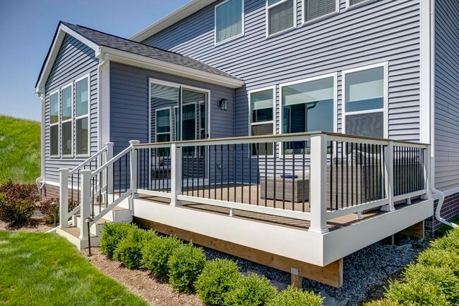 2324 Provencal Dr unit 36503412, Commerce Township, MI 48382 - photo 2