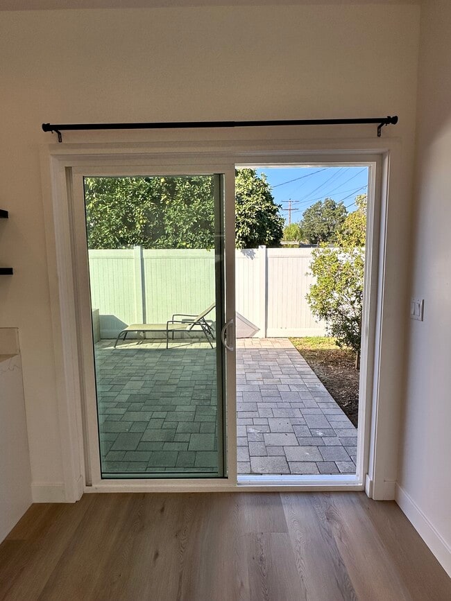 3617 W Victory Blvd, Burbank, CA 91505 - photo 3