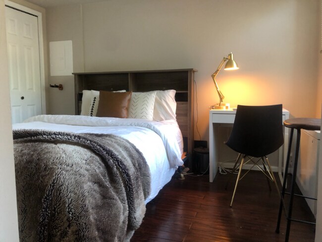 Park Princess/Logan Park unit 208, Washington, DC 20005 - photo 7