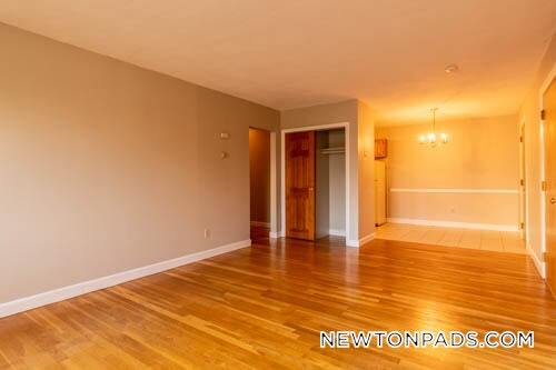 278 Grove St unit 4, Newton, MA 02466 - photo 3
