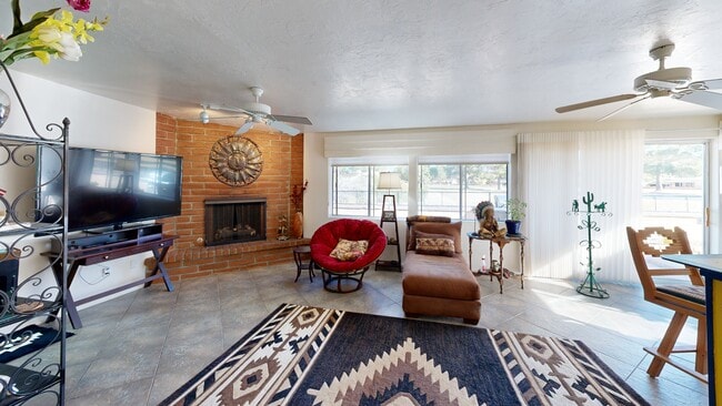 1232 N Paseo Del Cervato, Green Valley, AZ 85614 - photo 3