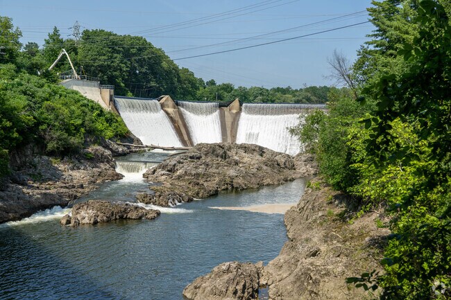 Essex Overlook Park near Williston is a small, scenic park with trails to the Winooski River.