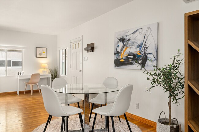 1169 Amherst Ave unit 1173-1/2, Los Angeles, CA 90049 - photo 5