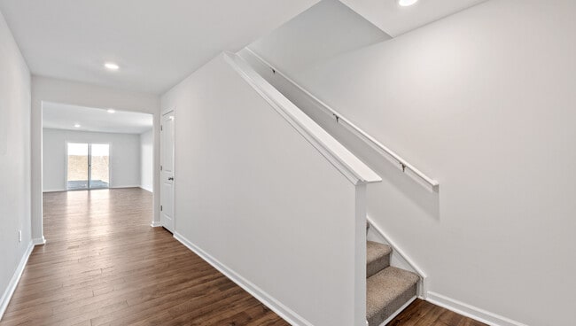 2335 Springview Ct, Boiling Springs, SC 29316 - photo 2