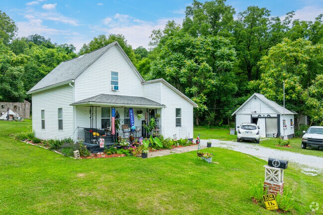 Many homes in Pittsburg sit on large properties.