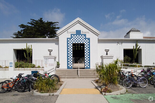 Welcome to Ellwood Elementary School.