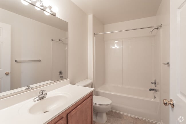 Orchard Mills, Woodbridge, VA 22193 - photo 4