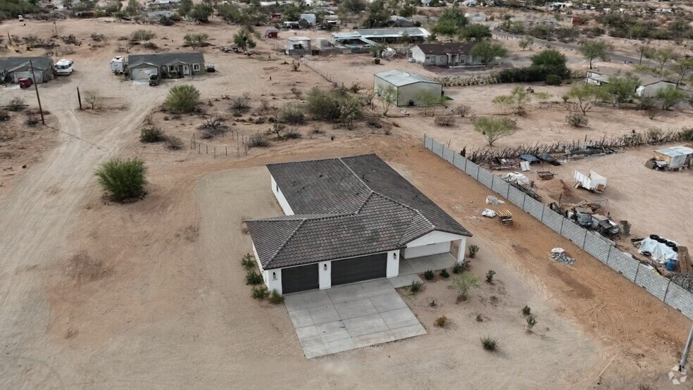 23437 E Cactus Forest Rd, Florence, AZ 85132 - photo 2