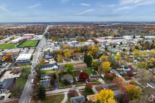 Woodlawn is conveniently located near major roads for quick access to other parts of Elkhart.