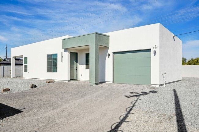 910 E Roma Ave unit B, Phoenix, AZ 85014 - photo 4