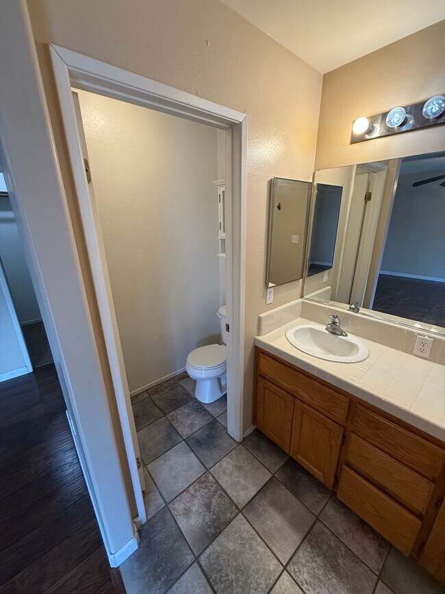 9914 Pyramid Peak Dr, Bakersfield, CA 93311 - photo 7