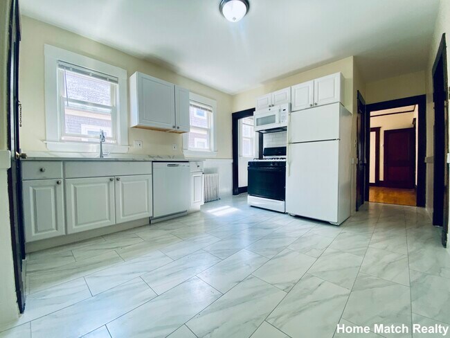 39 Michigan Ave unit 1, Somerville, MA 02145 - photo 2