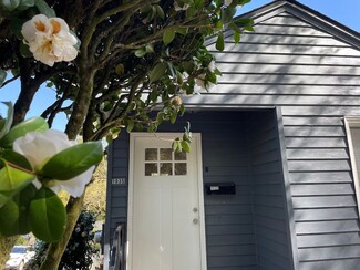 1035-1035A SW Woods St Unit 1035, Portland, OR 97239