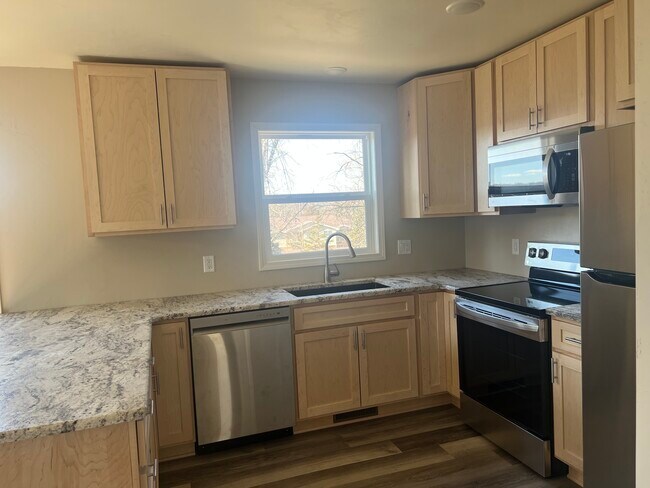 520 Van Dyke Ave unit 520, Ripon, WI 54971 - photo 5