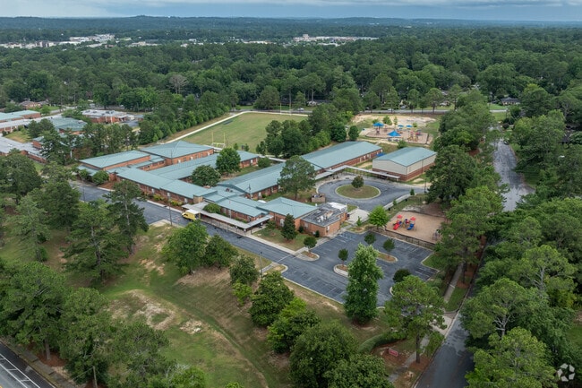 Clubview Elementary School