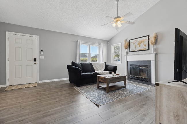 6707 Low Bush Ct, Wilmington, NC 28405 - photo 4