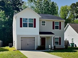 627 Stillgreen Ln, Charlotte, NC 28214