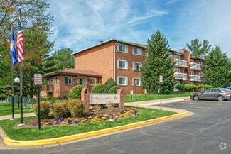 9555 Blake Ln, Fairfax, VA 22031