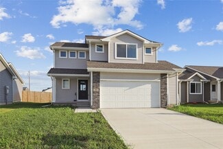 805 3rd St NW, Bondurant, IA 50035