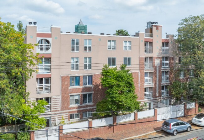 345 Franklin St unit 307, Cambridge, MA 02139 - photo 4