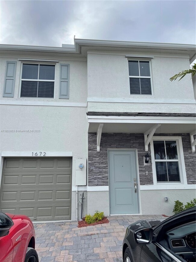 1672 SE 8th Ave, Florida City, FL 33034