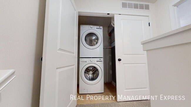 9600 W Tunis Dr, Sioux Falls, SD 57106 - photo 7