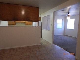 508 N Walnut St Unit 102, Lacy-Lakeview, TX 76705