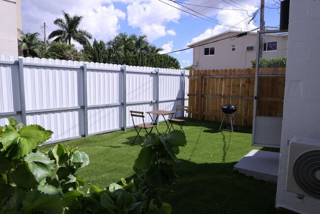 1109 Douglas Rd unit ID1056522P, Miami, FL 33135 - photo 7