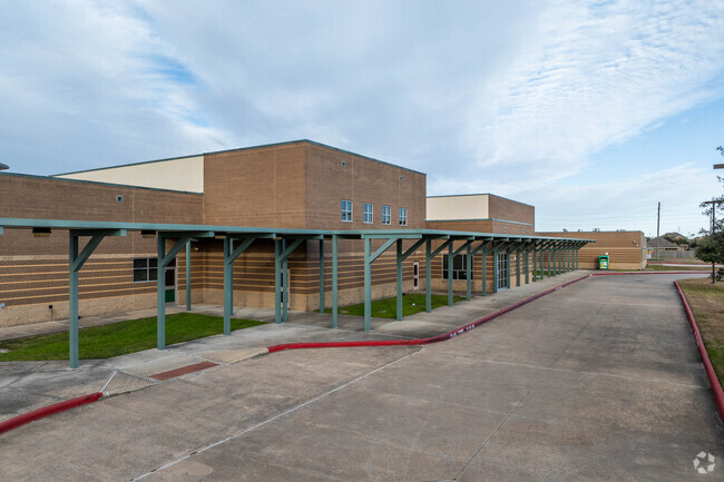 apartments near rosa parks elementary school