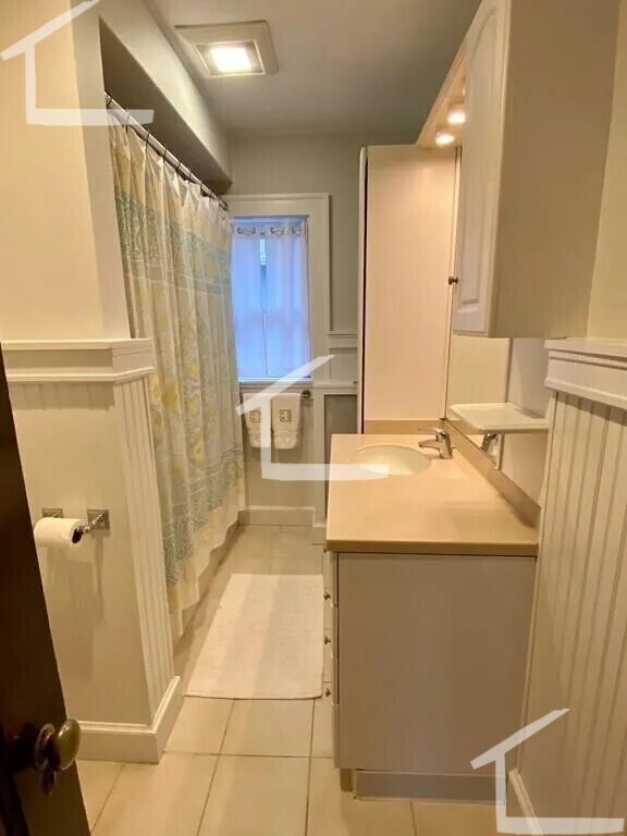 124 Summit Ave unit 2, Brookline, MA 02446 - photo 1