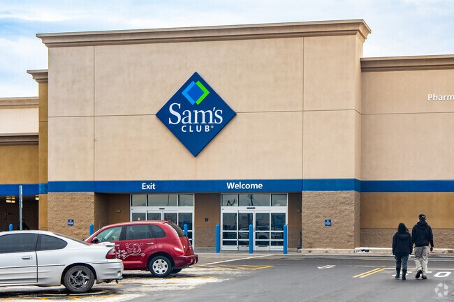 Some big box stores like Sam’s Club are situated in central Evans.
