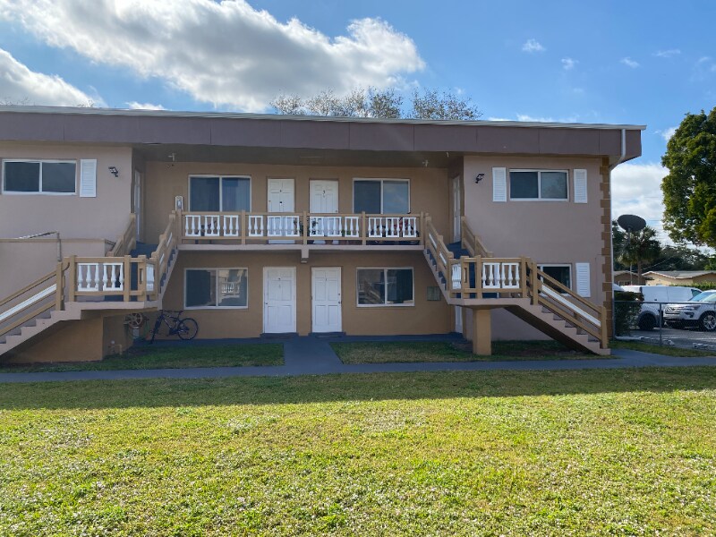 5290 SW 90th Way unit 1, Cooper City, FL 33328 - photo 1