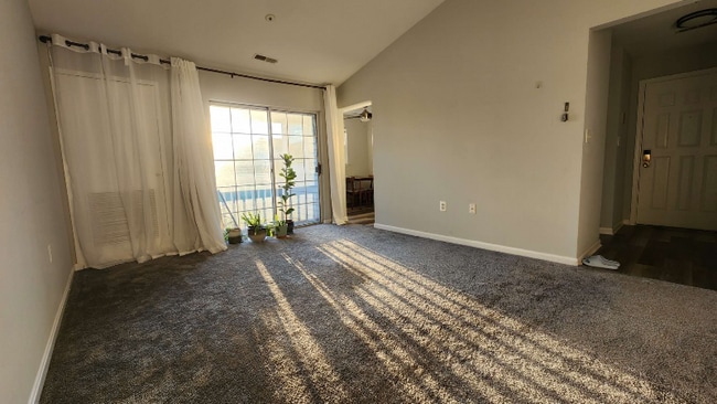 8511 Falls Run Rd unit L, Ellicott City, MD 21043 - photo 2