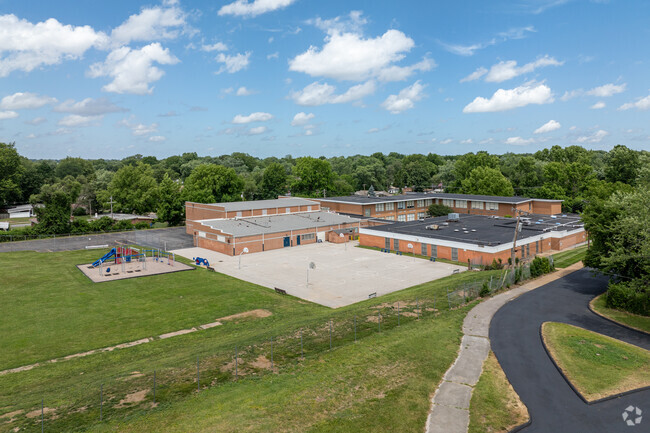 Berkeley Elementary School has ample green space for outdoor activities.