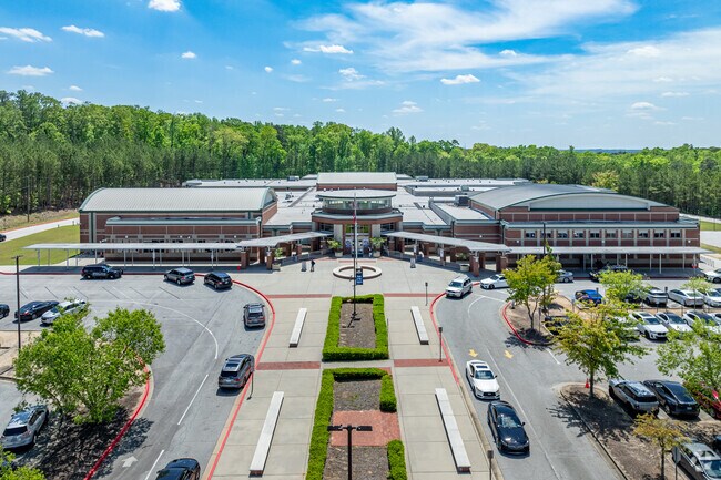Sandtown Middle School teaches grades 6th through 8th.