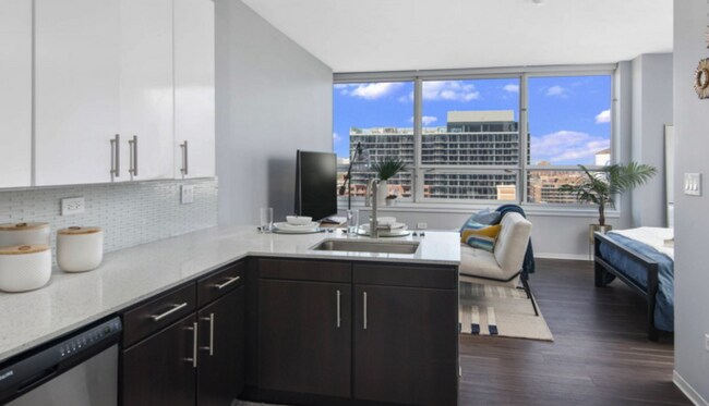 779 W Adams St unit 1012, Chicago, IL 60661 - photo 3