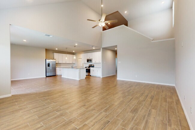 3129 Royal Throne Ct unit 36474186, Denton, TX 76208 - photo 6