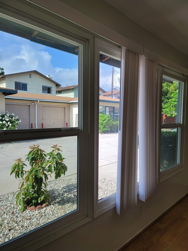 25612 Oak St, Lomita, CA 90717 - photo 2