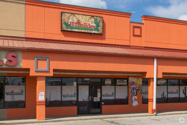 LaSalle Park residents head to Los Humildes for an authentic taste of Mexican cuisine.